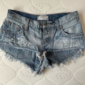 One Teaspoon Low Rise Bonita Denim Shorts.
